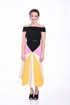Elizabeth Henstridge pic #1266177