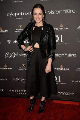 Elizabeth Henstridge pic #1112695
