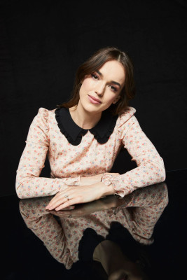 Elizabeth Henstridge pic #1158720