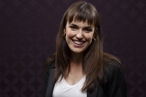 Elizabeth Henstridge pic #1266266