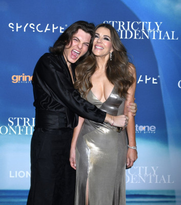 photo 28 in Elizabeth Hurley gallery [id1350081] 2024-05-20 00:00:00