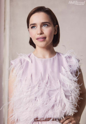 Emilia Clarke pic #1139235