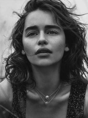 Emilia Clarke pic #815645