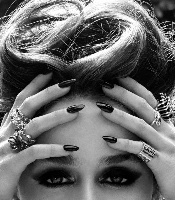 Emilia Clarke pic #857358
