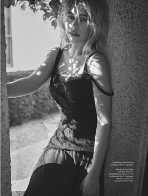 Emilia Clarke pic #1104575