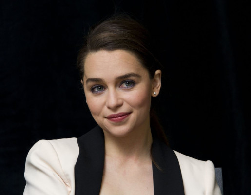 Emilia Clarke pic #683470