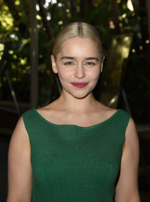 Emilia Clarke pic #995939