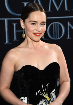 Emilia Clarke pic #846043
