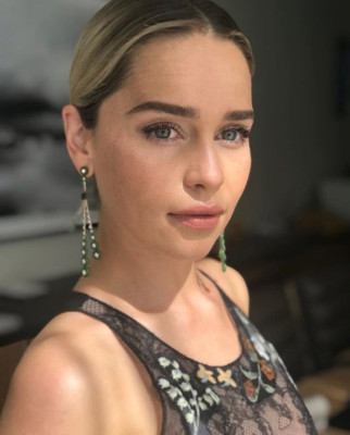 Emilia Clarke pic #1069181