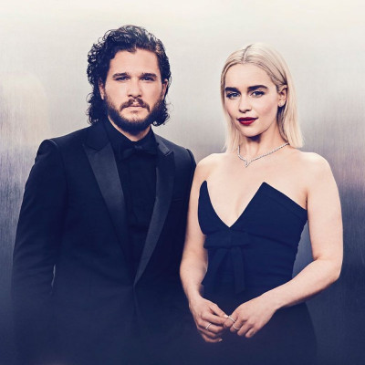 Emilia Clarke pic #997315