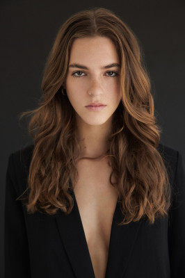 Emily Feld pic #1338660