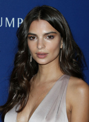 Emily Ratajkowski pic #836041