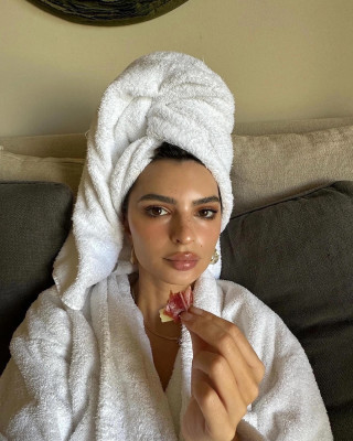 photo 9 in Ratajkowski gallery [id1351539] 2024-06-07 00:00:00