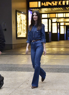 Emily Ratajkowski pic #1281124