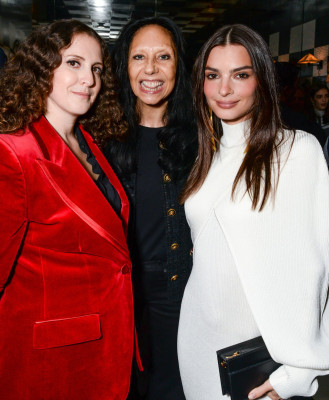 photo 18 in Emily Ratajkowski gallery [id1281105] 2021-11-18 00:00:00