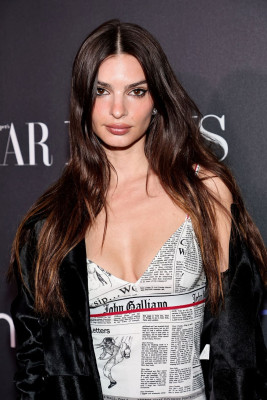 photo 14 in Emily Ratajkowski gallery [id1311152] 2022-10-03 00:00:00