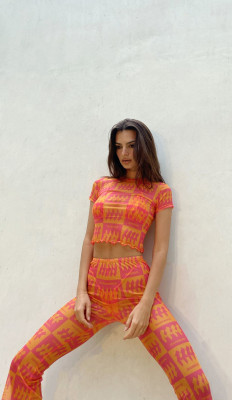 photo 14 in Emily Ratajkowski gallery [id1214711] 2020-05-09 00:00:00
