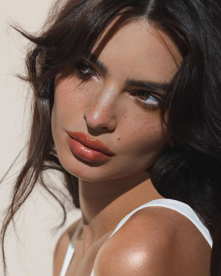 photo 26 in Ratajkowski gallery [id1343918] 2024-02-14 00:00:00