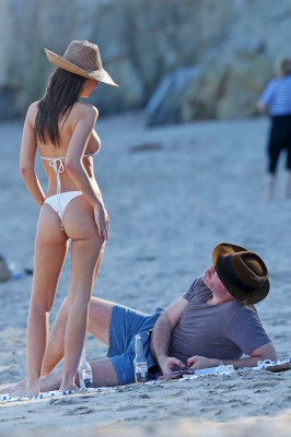 Emily Ratajkowski pic #1092765