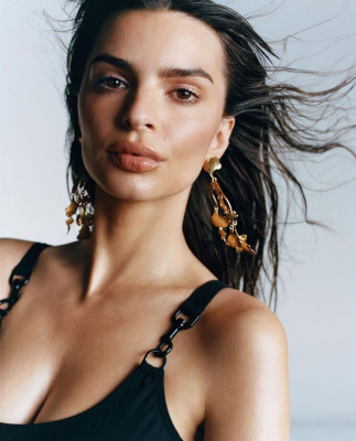 photo 7 in Ratajkowski gallery [id1338802] 2023-12-16 00:00:00
