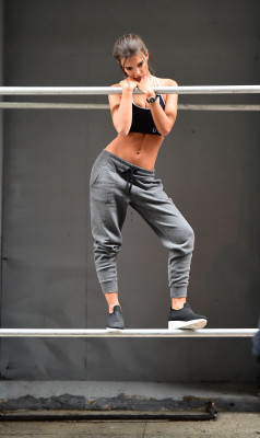 Emily Ratajkowski pic #928400