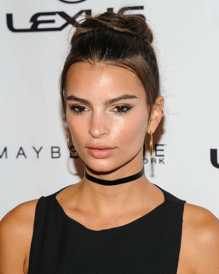 Emily Ratajkowski pic #876175