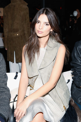 Emily Ratajkowski pic #835504