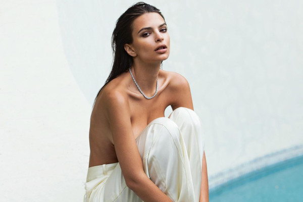 Emily Ratajkowski pic #855041