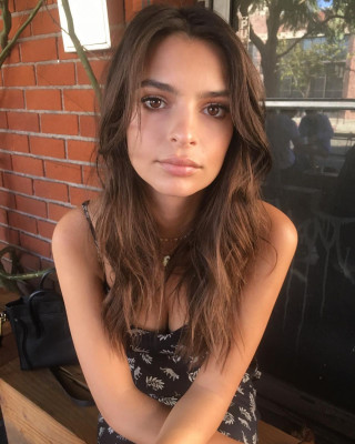 Emily Ratajkowski pic #887258