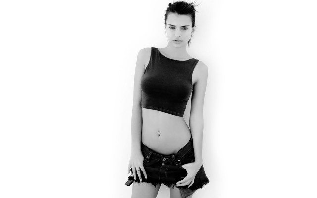 Emily Ratajkowski pic #784815