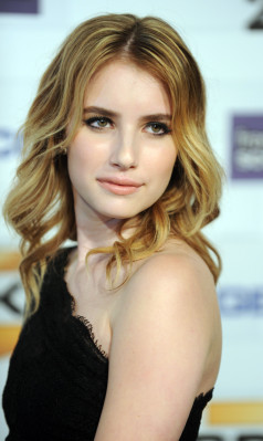 Emma Roberts pic #546877