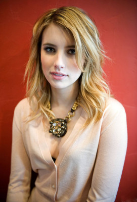 Emma Roberts pic #653796