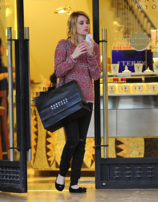 Emma Roberts pic #553674