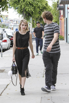 Emma Roberts pic #704051