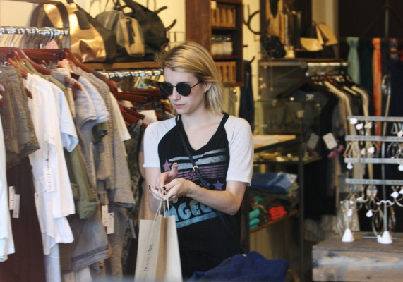 Emma Roberts pic #697756