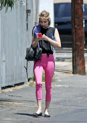 Emma Roberts pic #705644