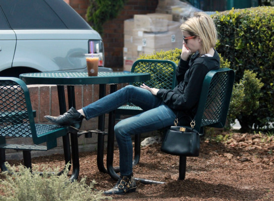 Emma Roberts pic #697773