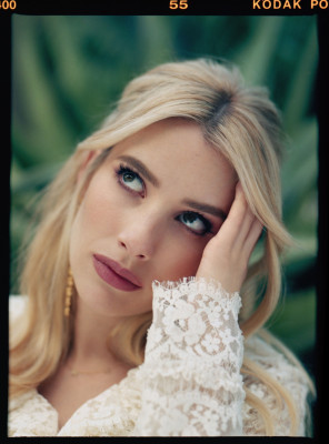 Emma Roberts pic #1240096