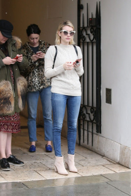 Emma Roberts pic #997199