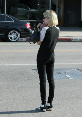Emma Roberts pic #697695