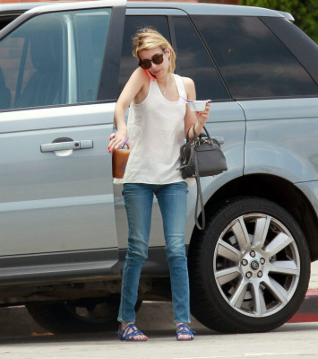 Emma Roberts pic #711041