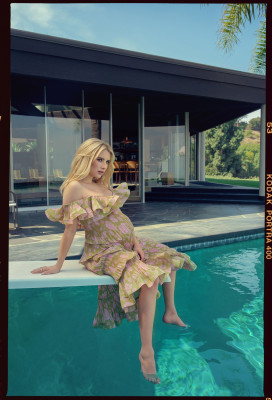 Emma Roberts pic #1240097
