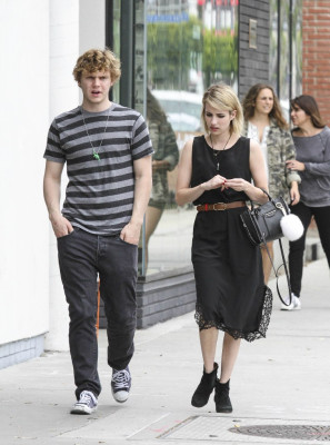 Emma Roberts pic #704048