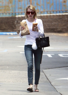 Emma Roberts pic #703114