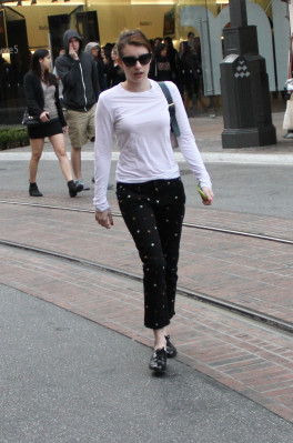Emma Roberts pic #585186