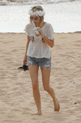 Emma Roberts pic #709343