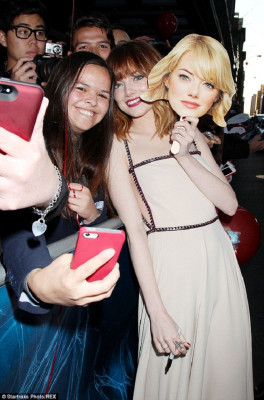 Emma Stone pic #694060
