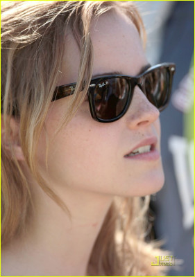photo 7 in Emma Watson gallery [id156460] 2009-05-15 00:00:00