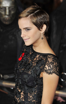 photo 11 in Emma Watson gallery [id305677] 2010-11-17 00:00:00