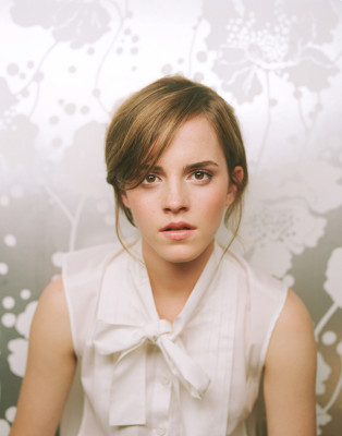 photo 21 in Emma Watson gallery [id195080] 2009-11-04 00:00:00